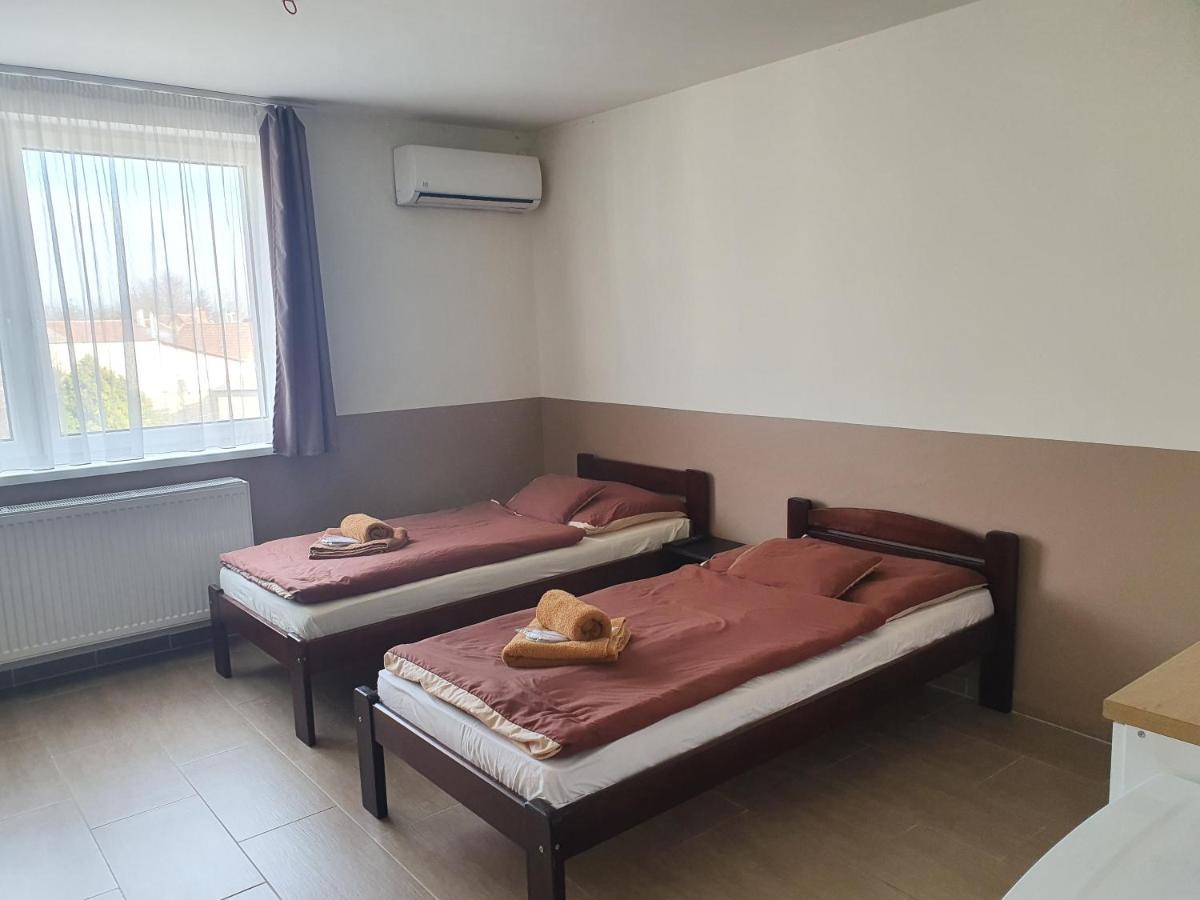 Airport Microstorepanzio Apartment *